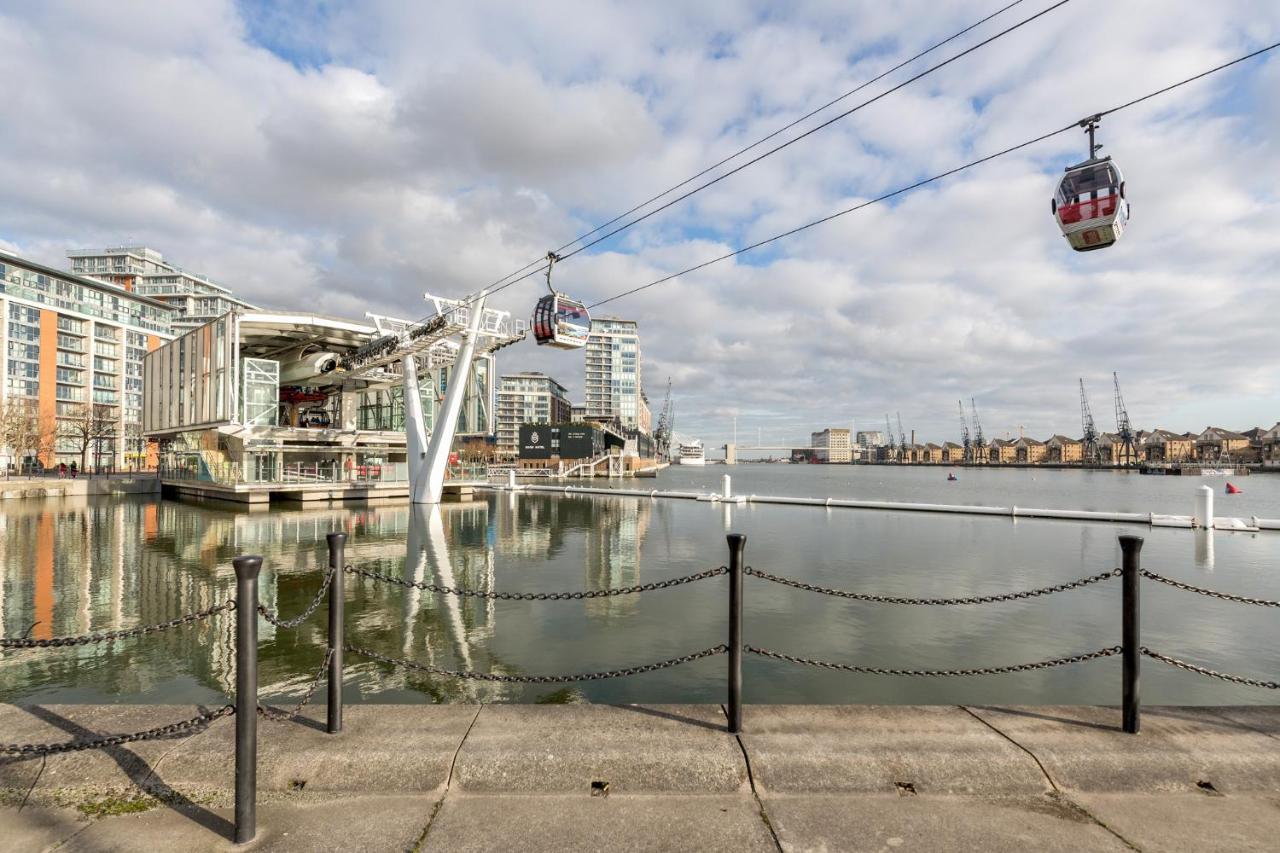 Royal Docks Penthouse Apartment Londra Exterior foto